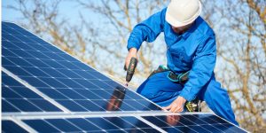 Installation Maintenance Panneaux Solaires Photovoltaïques à Isola